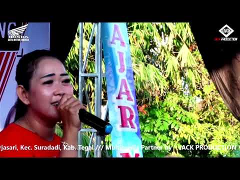 Ikan Dalam Kolam // Triananda // Fajar Musik Live Harjasari