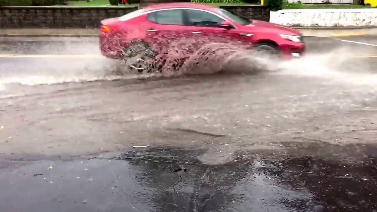 Pouring Rain in Scranton Pa How to wash your car please subscribe just