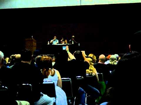 Megacon 2011 Star Trek: The Next Generation panel ...