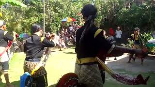 Tari Ebeg Wahyu Turonggo Wijoyo Kusumo !! in Klinting,somagede,Banyumas