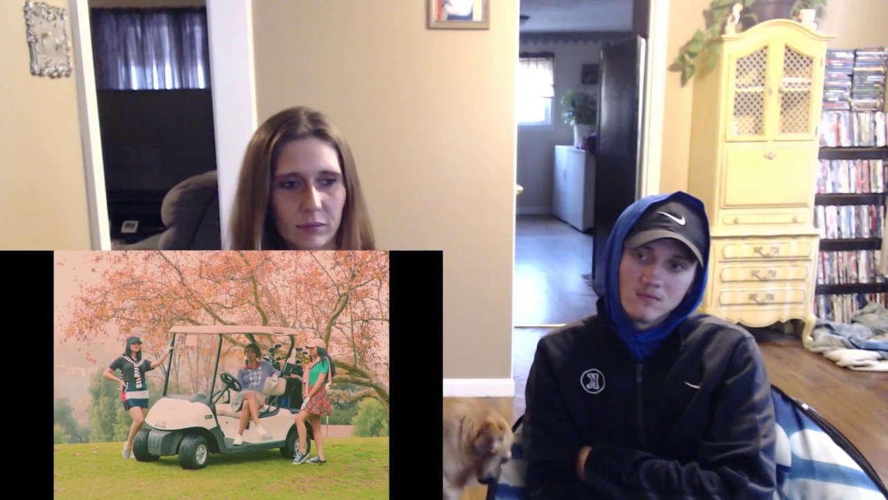 MOM REACTS TO RAE SCREMMURD (FUNNY)