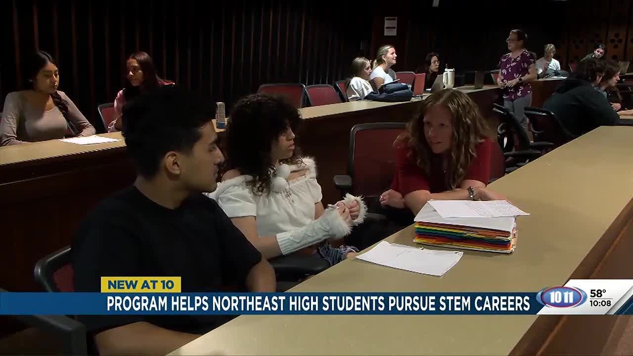 Program helps Northeast High students pursue STEM careers - YouTube