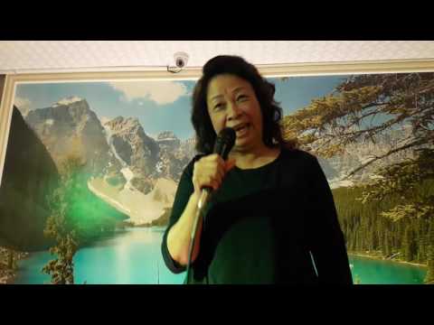 阿美在萬華阿秋阿琴歌坊演唱船上的小姐