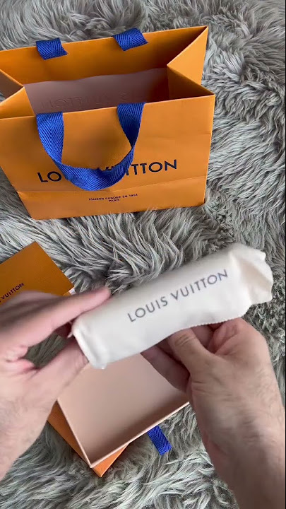 Unboxing - Louis Vuitton Slender Wallet Clouds - Virgil Abloh's