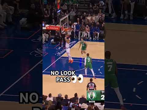 no look pass from Karl-Anthony Towns 😮💨 #nba #knicks #karlanthonytowns #joshhart