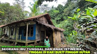 Download Lagu MIRIS‼️SEORANG IBU TUNGGAL YANG TINGGAL DI RUMAH LAPUK KAMPUNG TERPENCIL KAKI BUKIT PINGGIR HUTAN MP3 Download Lagu MIRIS‼️SEORANG IBU TUNGGAL YANG TINGGAL DI RUMAH LAPUK KAMPUNG TERPENCIL KAKI BUKIT PINGGIR HUTAN MP3