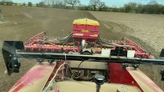 Case Quadtrac 620 and Vaderstad drill