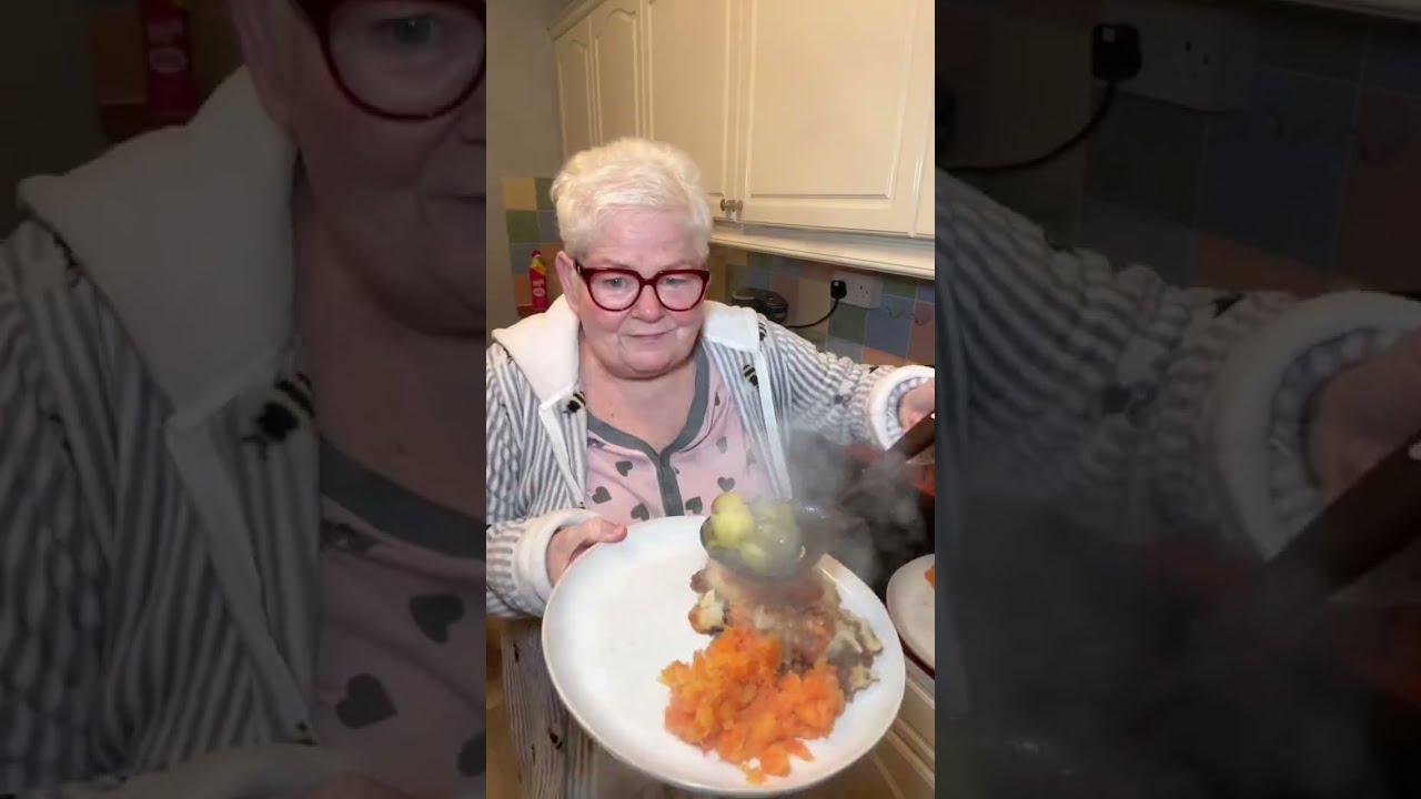 Let’s make a classic, feel-good cottage pie—simple, hearty, and perfect for a cozy Sunday meal.