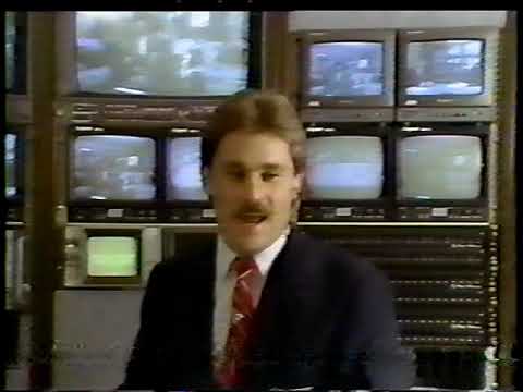 Tony Schiavone Starrcade Control Center 1986 11 01