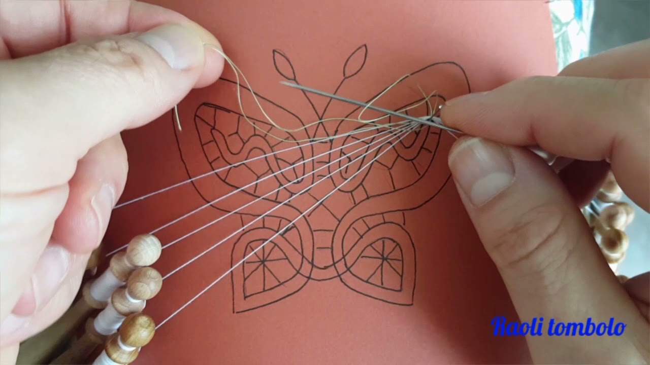 Merletto a Tombolo - Progetto Farfalla #1: inizio a punta e inserimento filo magico (fil miracle)