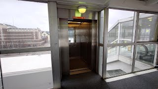 1989 Semag Hydraulic Elevator @ Viking Line Ferry Terminal in Helsinki