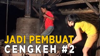 Gak tega harus liat Bapak kerja sampai larut malam seperti ini.. | JIKA AKU MENJADI