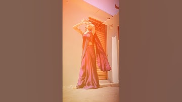 Saree ke fall 💗 #dance short #shorts #short video #viral song #dance video #youtube short
