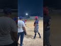 Más fácil que robar WiFi del vecino 😂⚾ ¡Lanzamiento a la luna y Vilorio se roba la tercera! #mlb