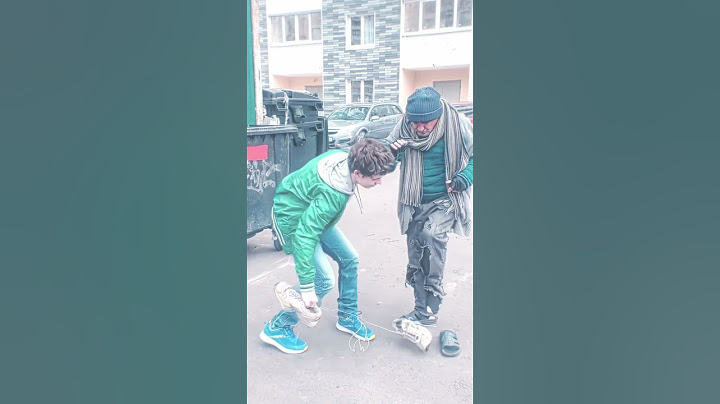 This Kind Boy Helps Out Homeless Man🥹