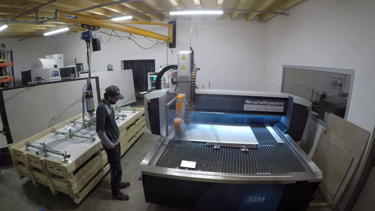 waterjet tile cutting, Wasserstrahlschneiden MONARI Ariostea Fliesen