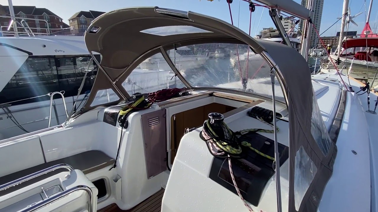Jeanneau Sun Odyssey 419 by YACHTS.CO International