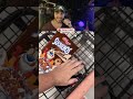 NO MERCADO TUDO QUE ELA ENCOSTAR ELE VAI TER QUE LEVAR
