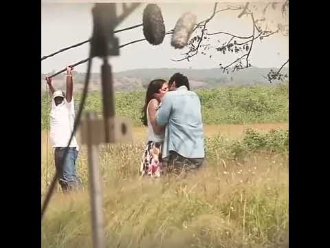 Deepika Padukone kissing scene shooting