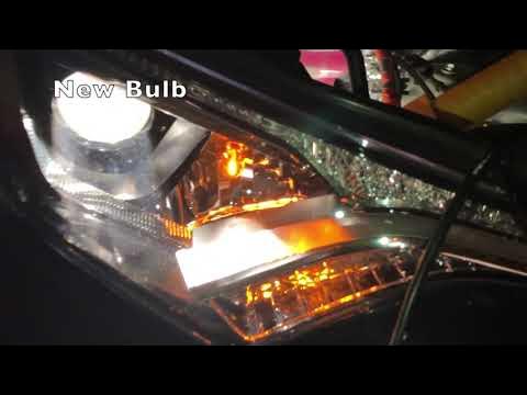 Toyota RAV4 Headlight Bulb Replacement (2018 Model) - YouTube