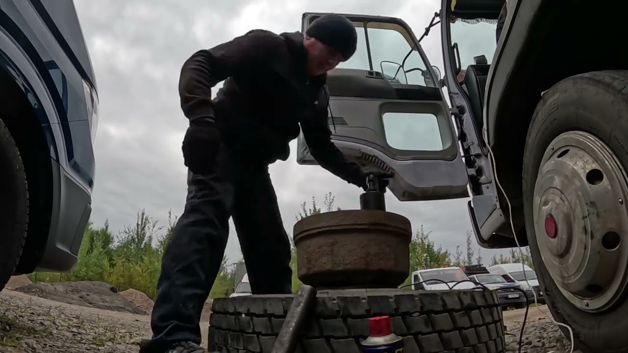 Ремонт тормозов Хино рейнджер , следующий день . 