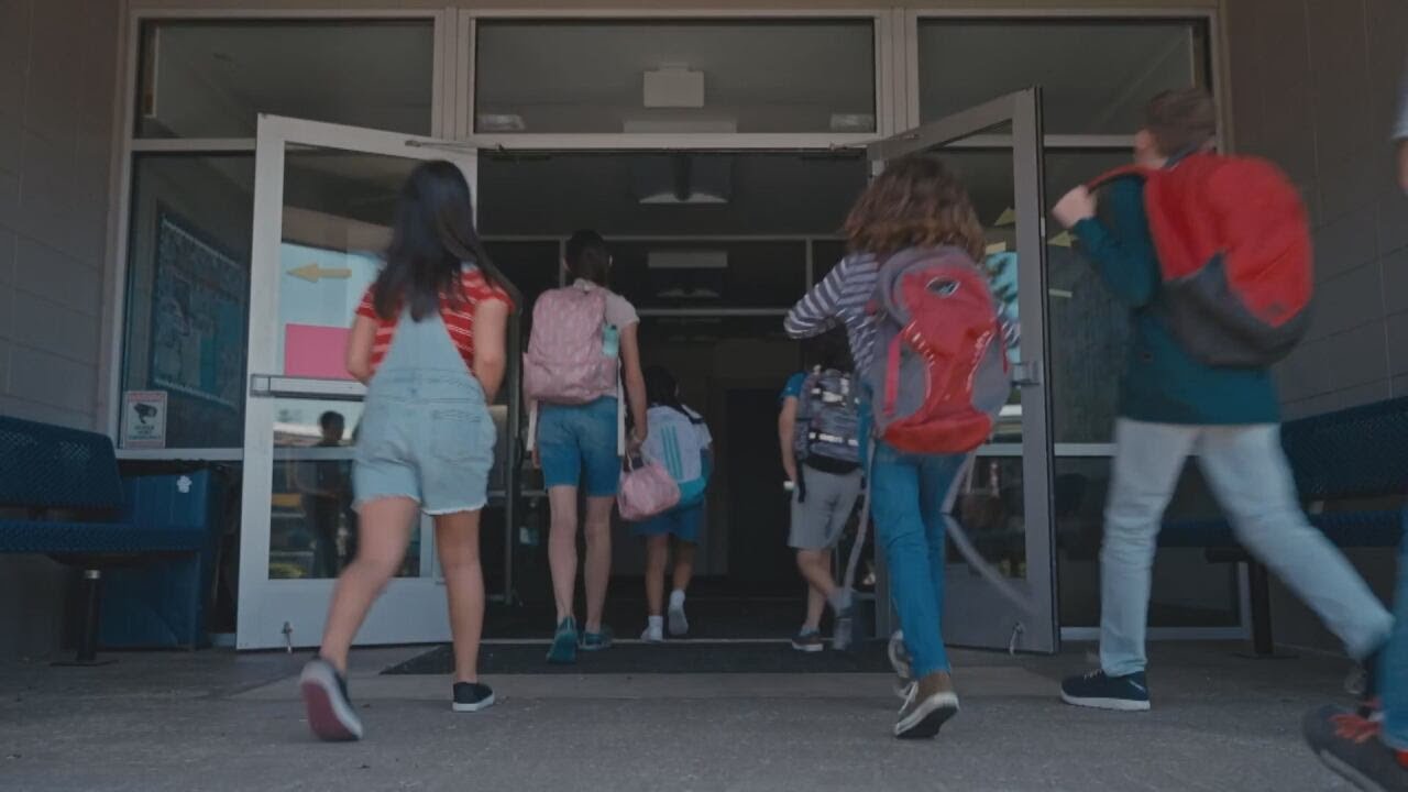 How parents can talk about political issues with their kids