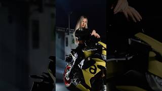 Mamacita ❤️🔥 #bike #aprillia #motorcycle #motogirl #videographer #nightlife #agv