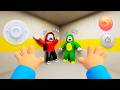 JJ and Mikey PLAYING as POCOYO! How to PLAY as POCOYO in Roblox (Maizen)