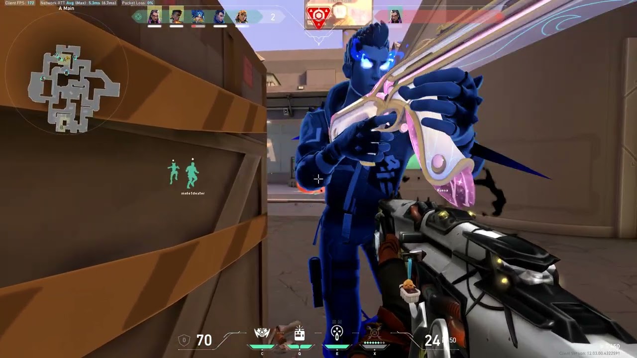 Valorant kız geldi neşemiz gerri geldi