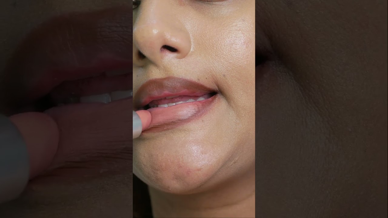 This is how I love wearing my favorite Biege Nude aka Honey Love from 