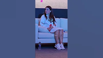 أول ظهور للفنانة السورية كندة علوش بعد شفائها من المرض اللعين 