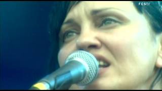 Queens of the Stone Age - In My Head live @ Werchter 2005