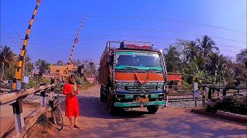 Gateman Hardfull Struggle For Closing | High Speedy Onol Emu Local Skipping Out Railgate Like Bullet