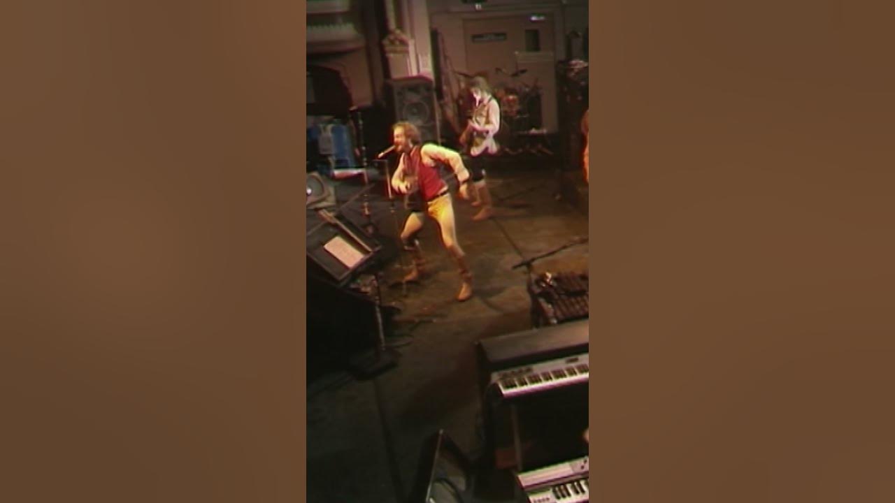 Aqualung (Sight And Sound In Concert, 1977) #jethrotull #aqualung Aqualung (Sight And Sound In Concert, 1977) #jethrotull #aqualung