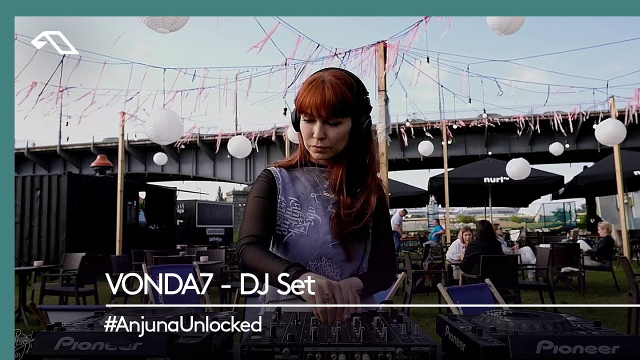 VONDA7 - DJ Set at 