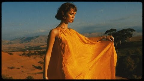 Haux & Samuraii - Run Run (Official Video) [Ultra Music]