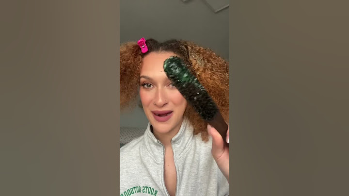 This is the most SLEEK my hair has EVER looked!! #curlyhair #hairstyletutorial #easyhairstyles