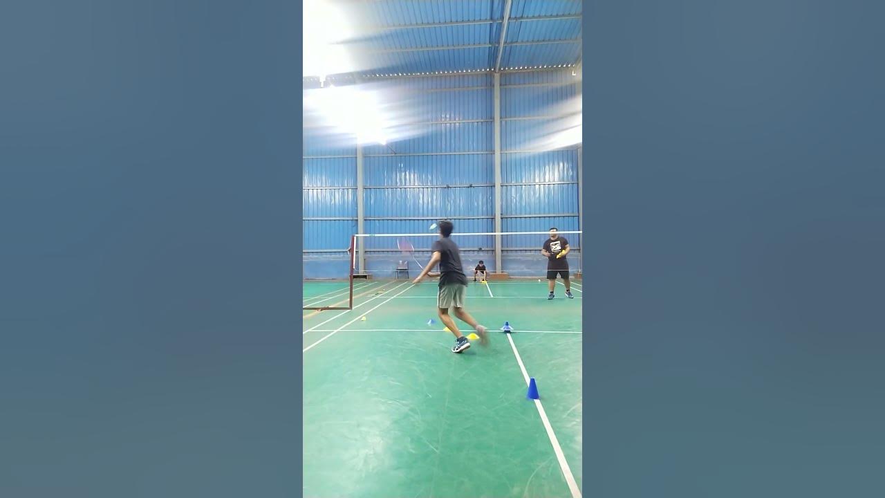 Backhand lift practice in badminton 🏸🏸 YouTube