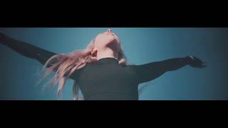 PORT D'ATTACHE - Mama