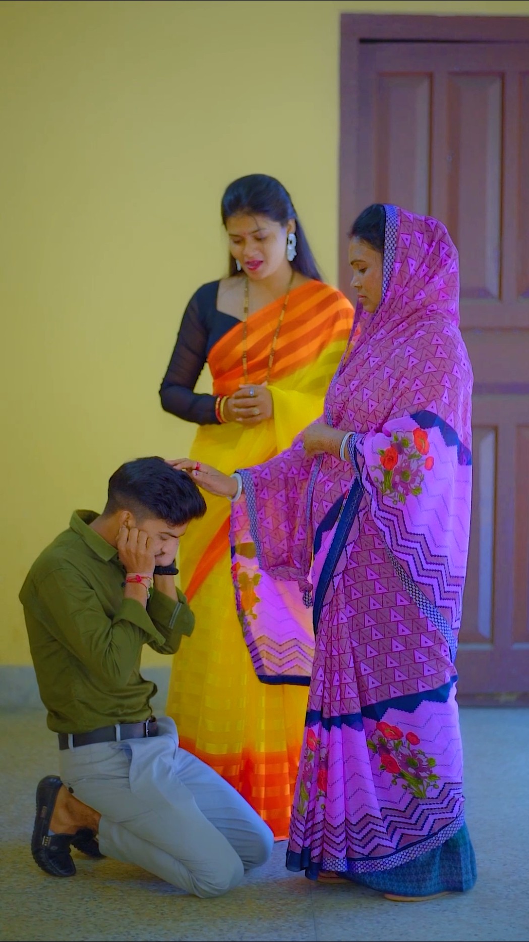 Tujhe es duniya me lai h maa