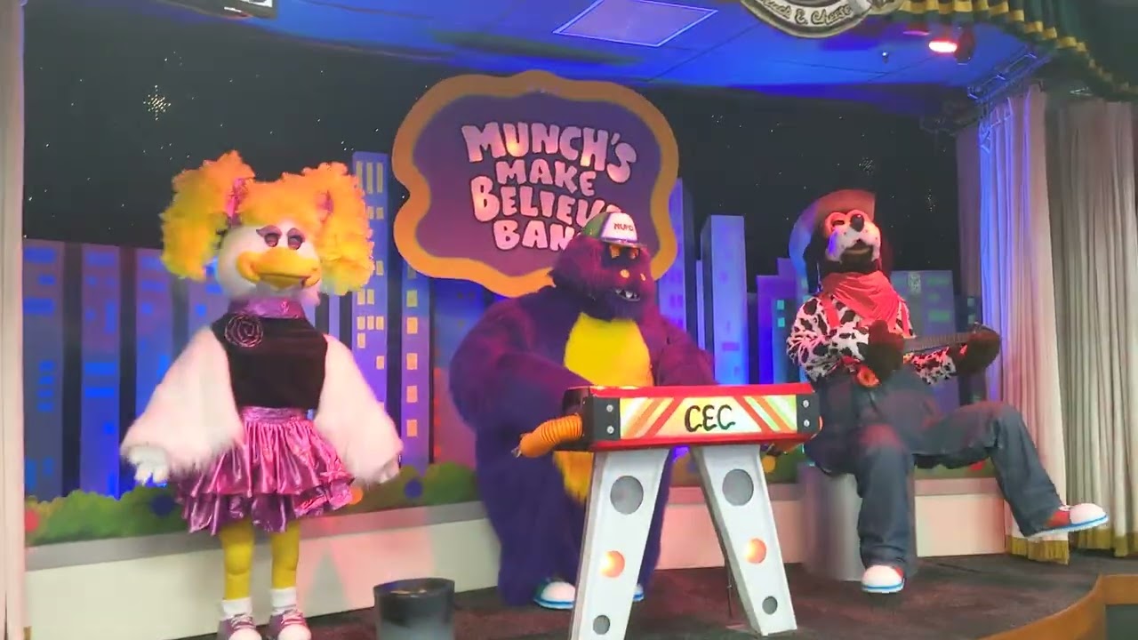 Chuck E. Cheese - Howl-O-Ween - Charlotte, North Carolina