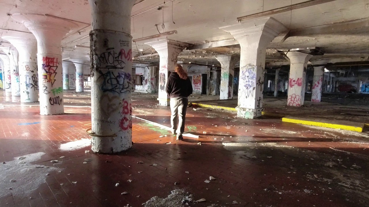 Exploring an ABANDONED Wonder Bread Factory! | Urban Exploration - YouTube