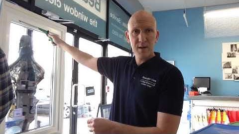 Unger 0° squeegee handle