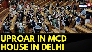 Uproar In MCD House in Delhi, BJP Councillors Raise Slogans Against Arvind Kejriwal | English News
