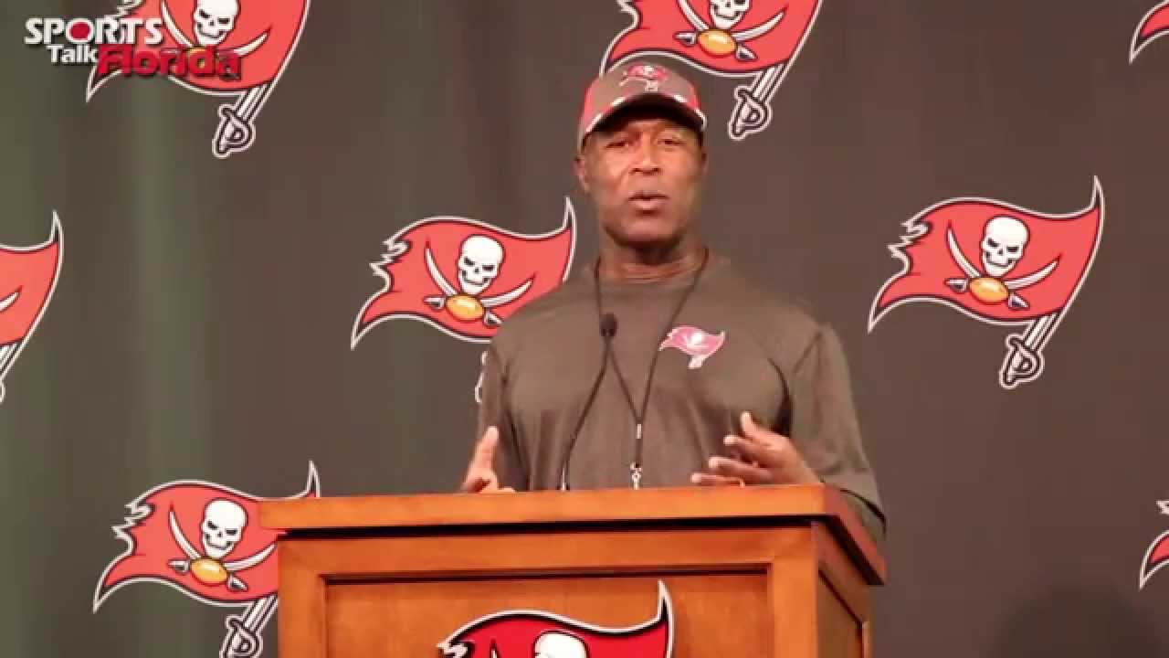 talkan katliamı Bucs' Lovie Smith: Key To Turn-Around is Consistency
