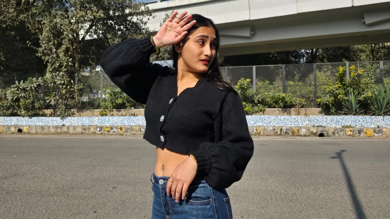 Wait for end 😂 @cutymariya  @hem_yadav.08 ko diya surprise 🎁 