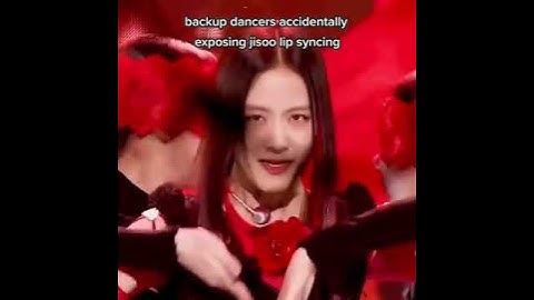 backup dancer accidentally exposed jisoo
