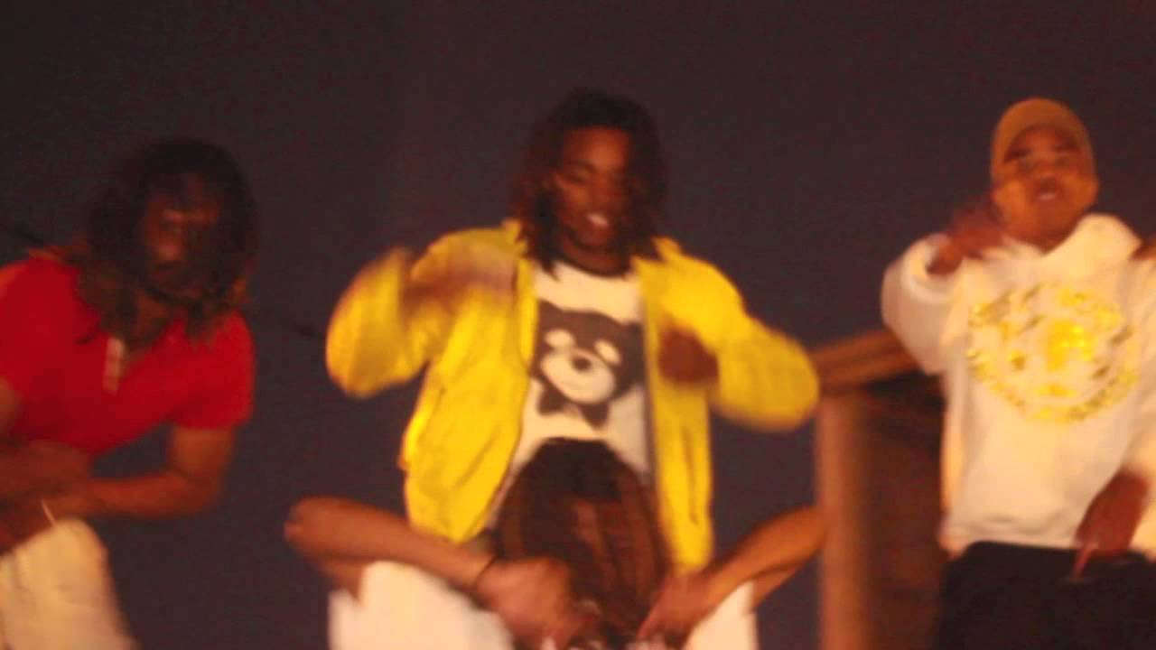 Greezy ft Dreadrock Hoe's Going Crazy snippet