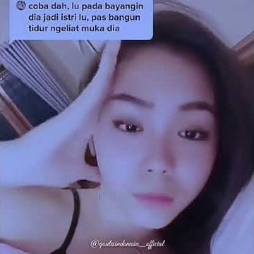 Viral!..cewe cantik baru bagun tidur buat wa