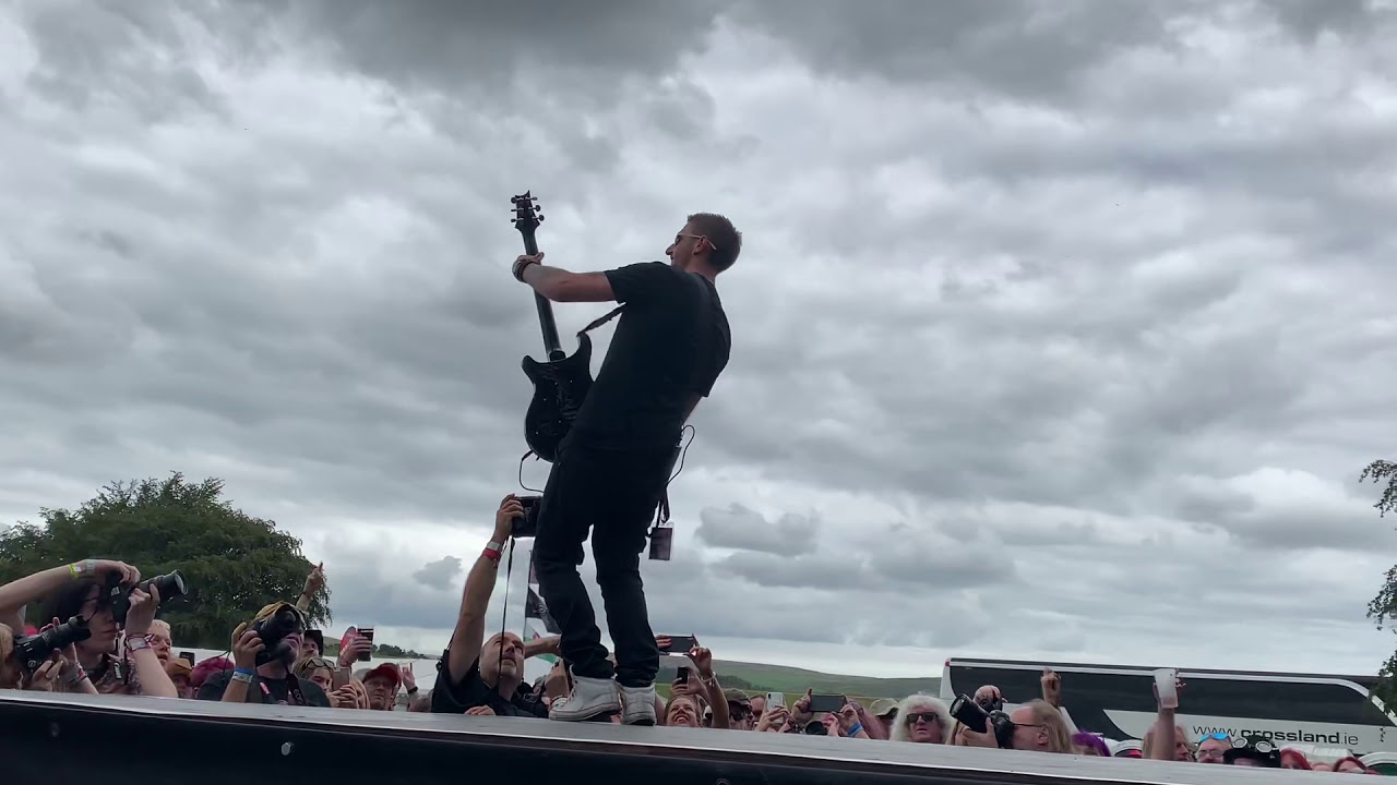 Invincible - Hollowstar (Steelhouse)